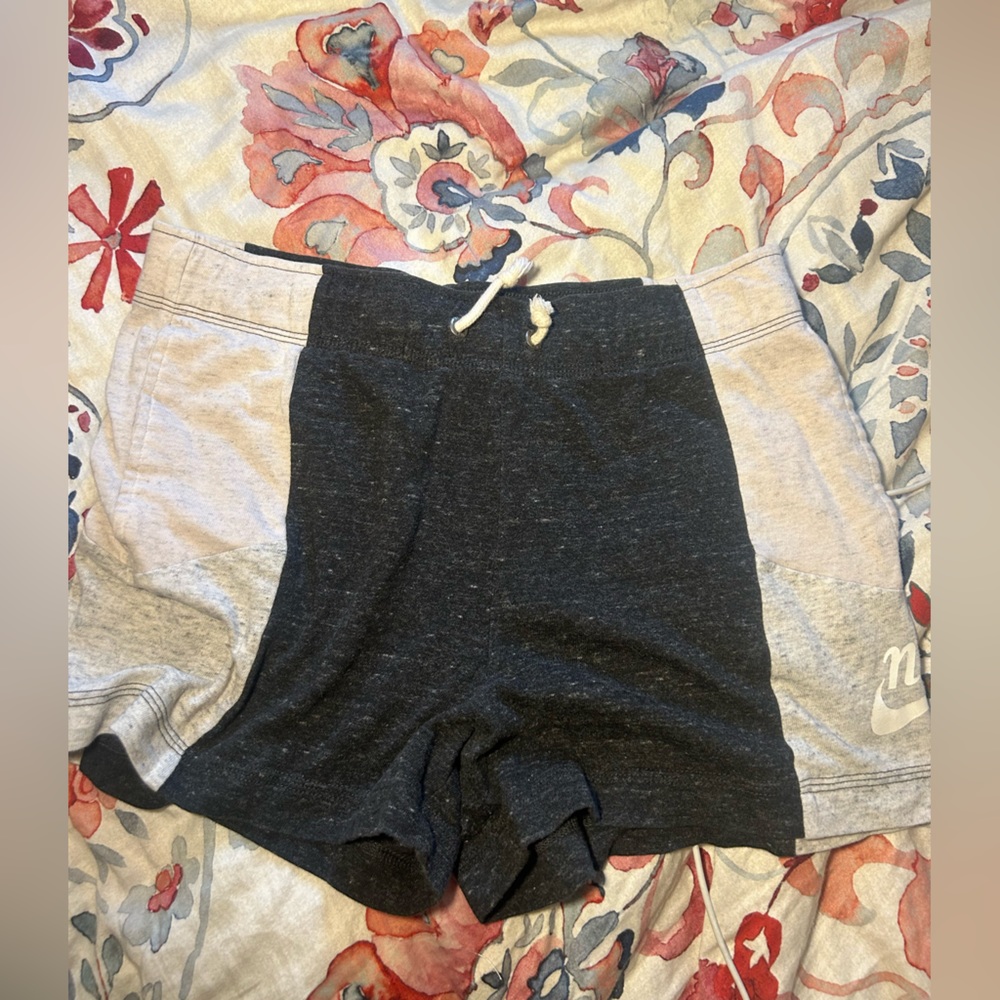 Nike lounge shorts